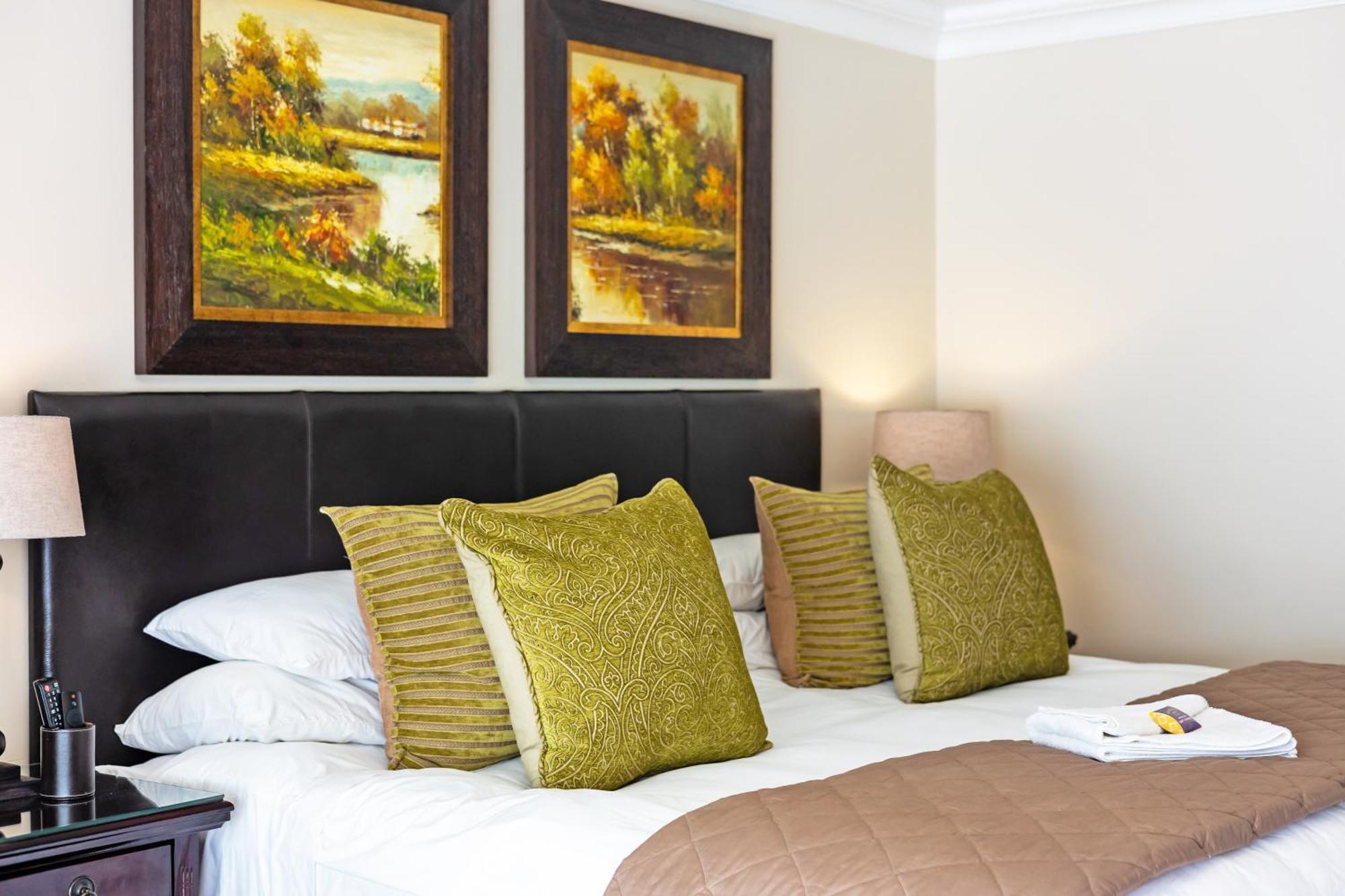 Sunward Park Guest House & Conference Center Боксбург Экстерьер фото