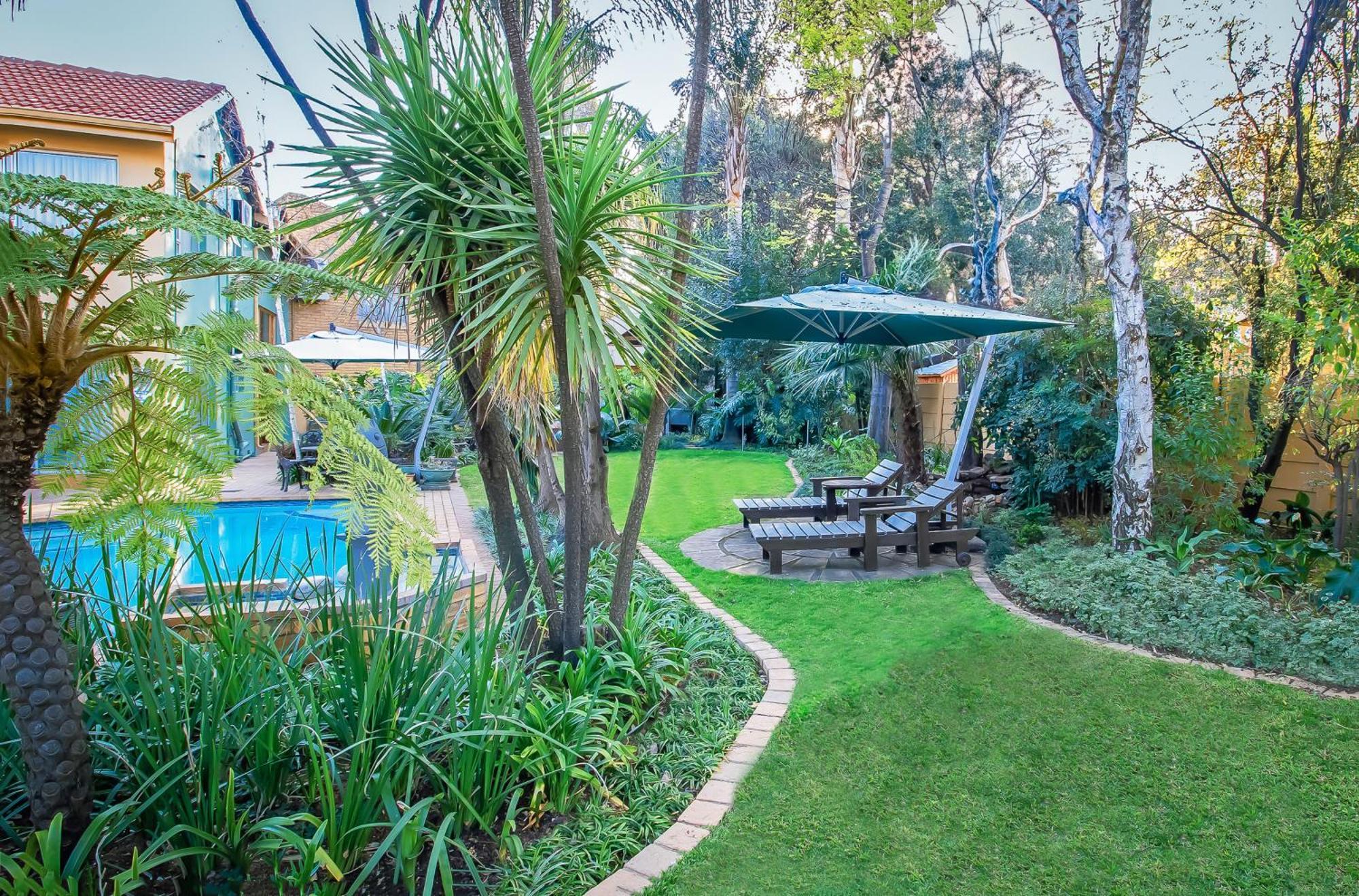 Sunward Park Guest House & Conference Center Боксбург Экстерьер фото